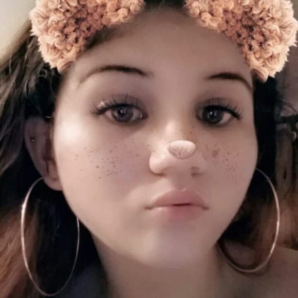 Meet your Posher, Ku'uhopena - Picture 1 of 1